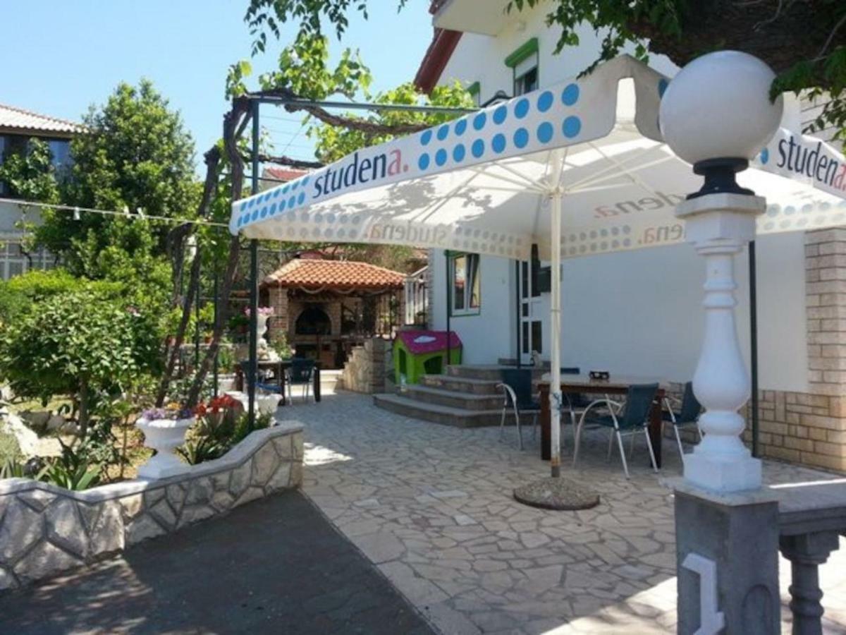 Apartman Marcela Palit Exterior foto