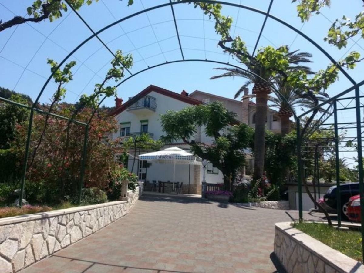 Apartman Marcela Palit Exterior foto